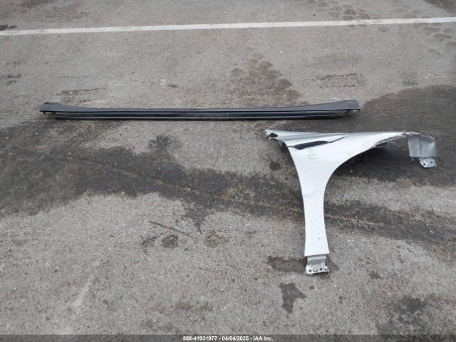 5GAERBKW9KJ183860 Buick Enclave Fwd Essence