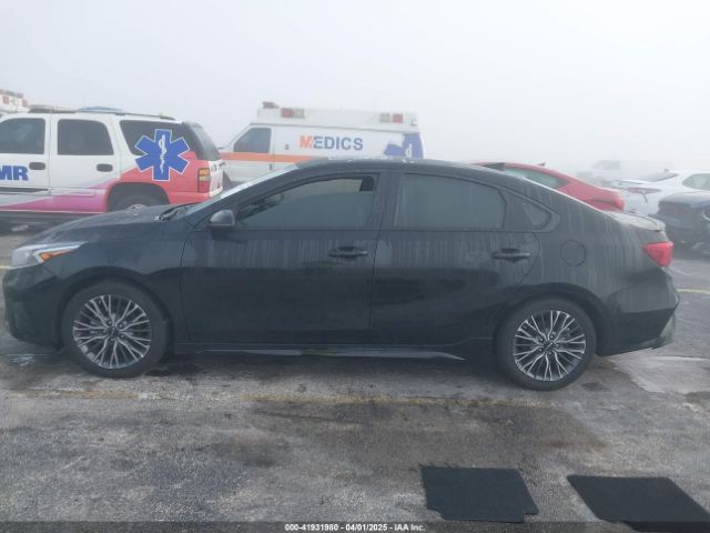3KPF54ADXRE742334 KIA Forte Gt-line