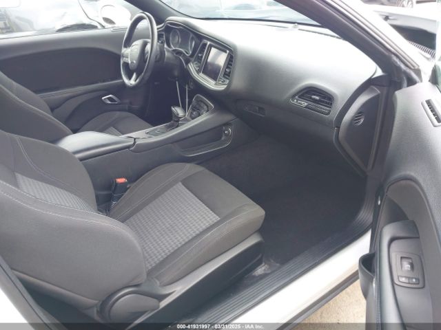 2C3CDZAG7MH564428 Dodge Challenger Sxt