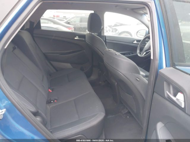 KM8J23A45KU066777 Hyundai TUCSON SE