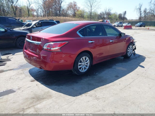 Nissan Altima 2.5 S 2015 1N4AL3AP1FN327162 Image 4