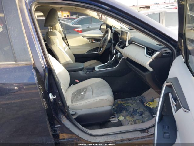 JTMC1RFV0KD022819 Toyota Rav4 Xle Premium