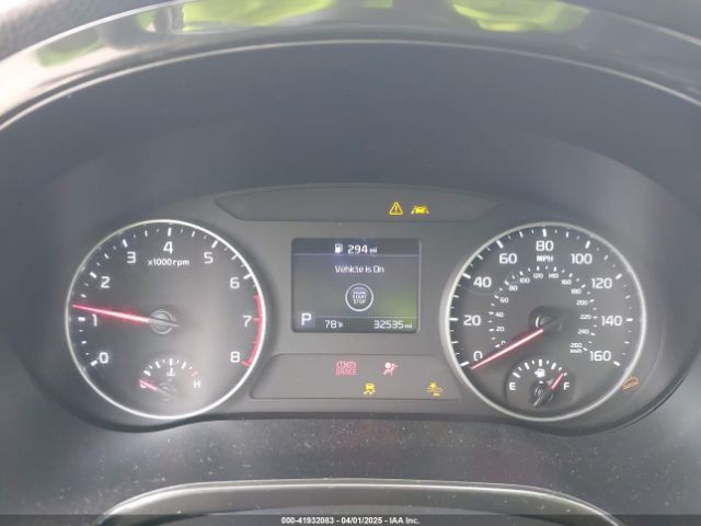 KNDEU2AA4P7370298 KIA SELTOS S