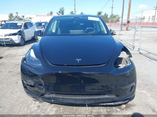 7SAYGDEE9SF278607 Tesla Model Y Long Range Dual Motor All-wheel Drive