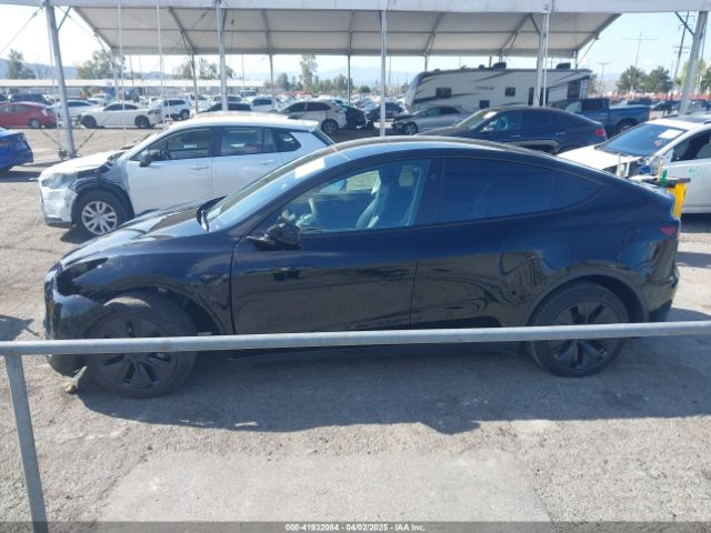 7SAYGDEE9SF278607 Tesla Model Y Long Range Dual Motor All-wheel Drive