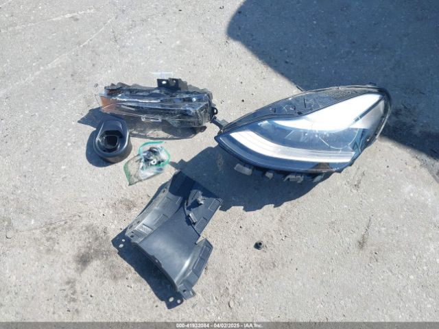 7SAYGDEE9SF278607 Tesla Model Y Long Range Dual Motor All-wheel Drive