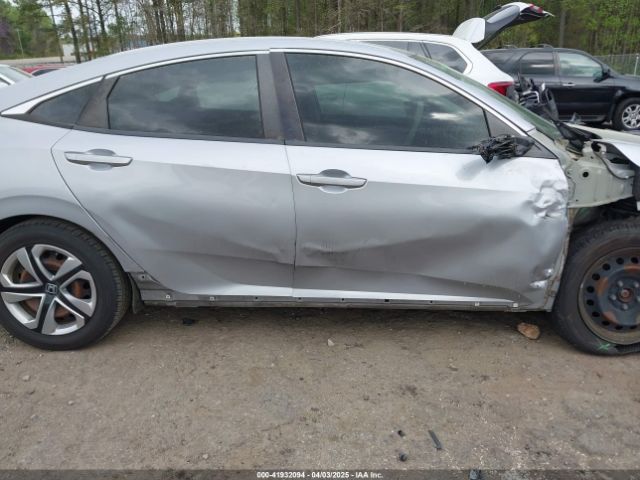 2HGFC2F58JH584016 Honda Civic Lx
