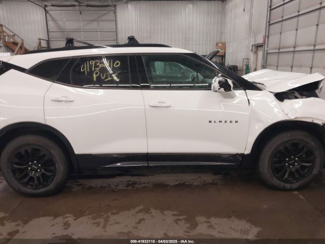 3GNKBJRS0KS687271 Chevrolet BLAZER RS