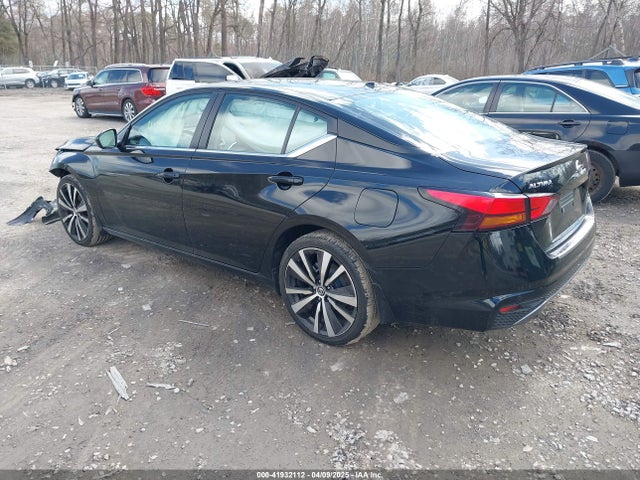 1N4BL4CV6NN414379 Nissan Altima Sr Fwd