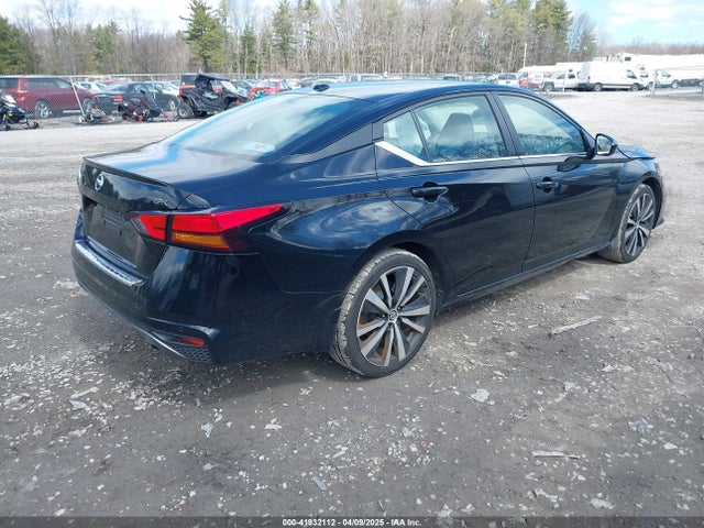 1N4BL4CV6NN414379 Nissan Altima Sr Fwd