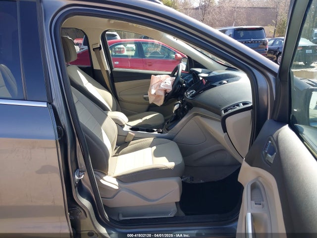 1FMCU0GX7EUC46334 Ford ESCAPE SE