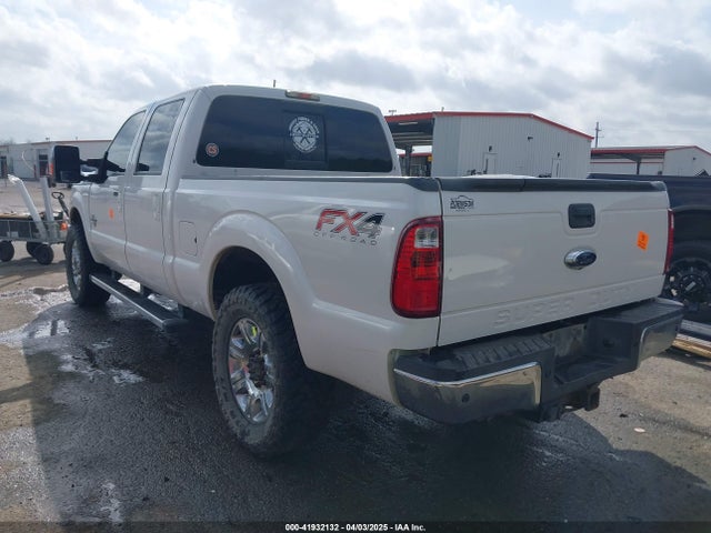 1FT7W2BT2FEB02332 Ford F-250 Lariat