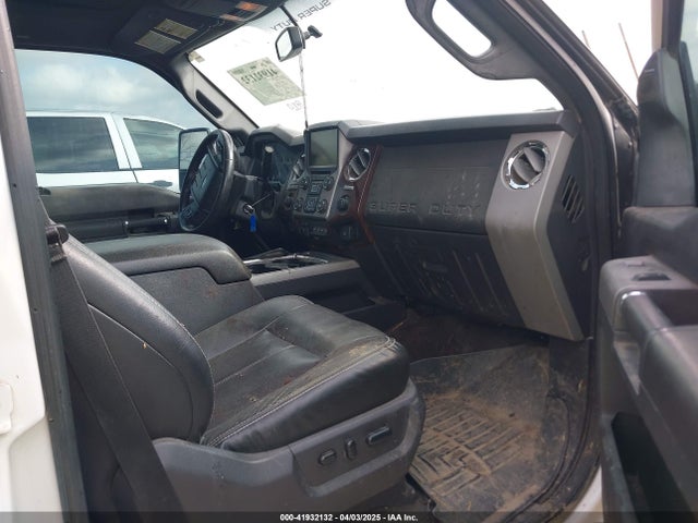 1FT7W2BT2FEB02332 Ford F-250 Lariat