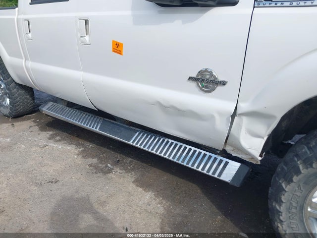 1FT7W2BT2FEB02332 Ford F-250 Lariat