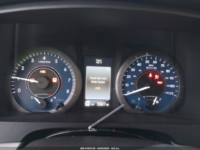 5TDYZ3DC6HS826682 Toyota Sienna Xle 8 Passenger