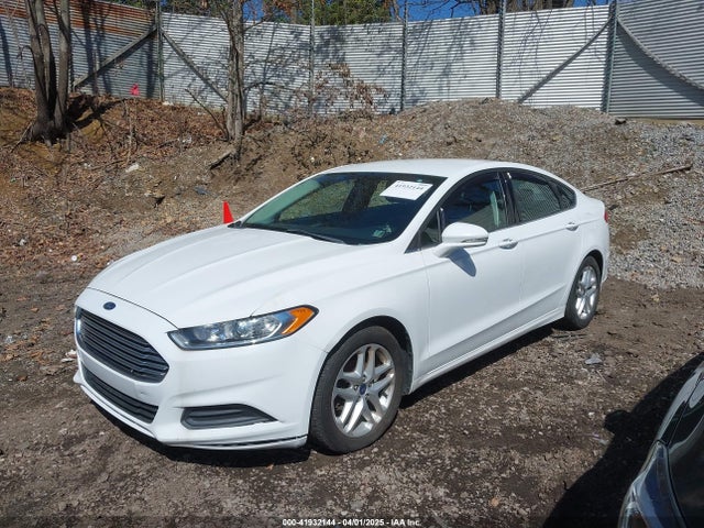 1FA6P0H79G5103542 Ford FUSION SE