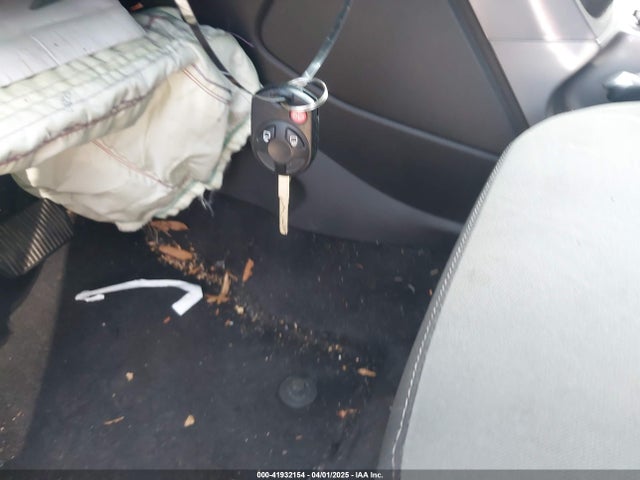 1FMCU0GX9GUC01785 Ford ESCAPE SE