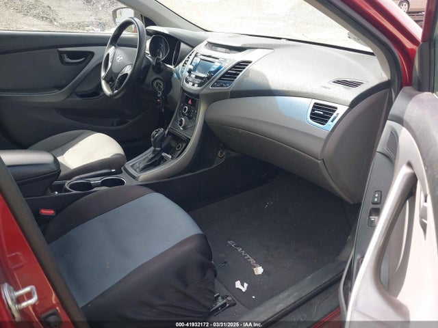 5NPDH4AEXFH618708 Hyundai ELANTRA SE