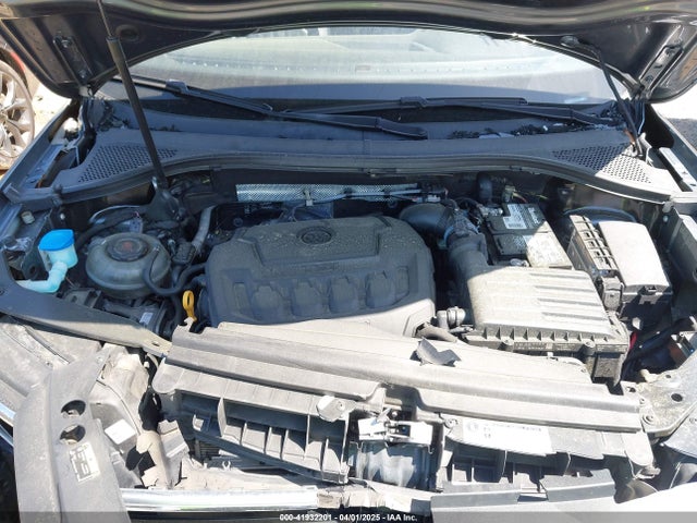 3VV5B7AX4JM201579 Volkswagen Tiguan 2.0t Sel Premium