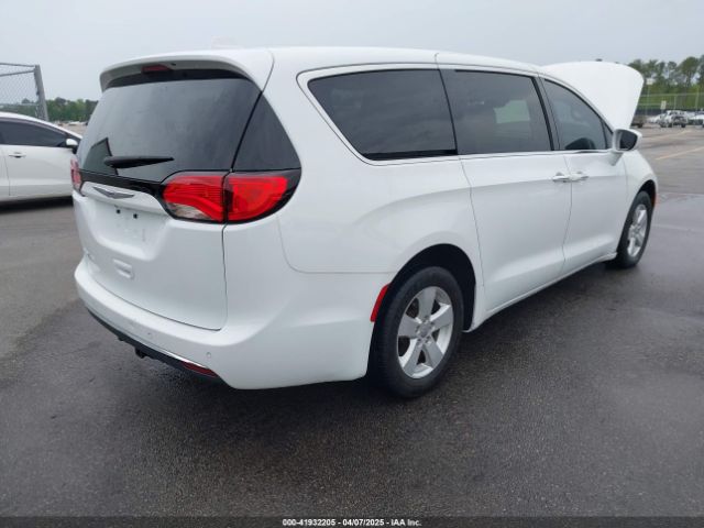 2C4RC1FG4LR135808 Chrysler Pacifica Touring