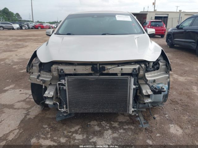 1G11F5SL0FF110827 Chevrolet Malibu 1lz