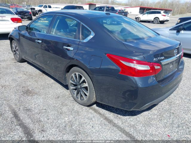 1N4AL3AP2JC244120 Nissan Altima 2.5 Sv