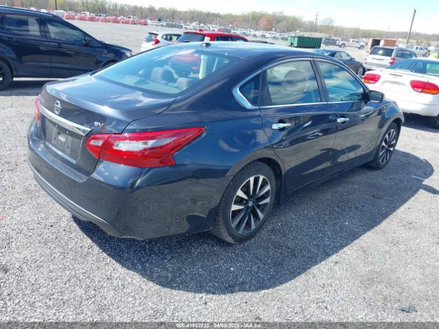 1N4AL3AP2JC244120 Nissan Altima 2.5 Sv