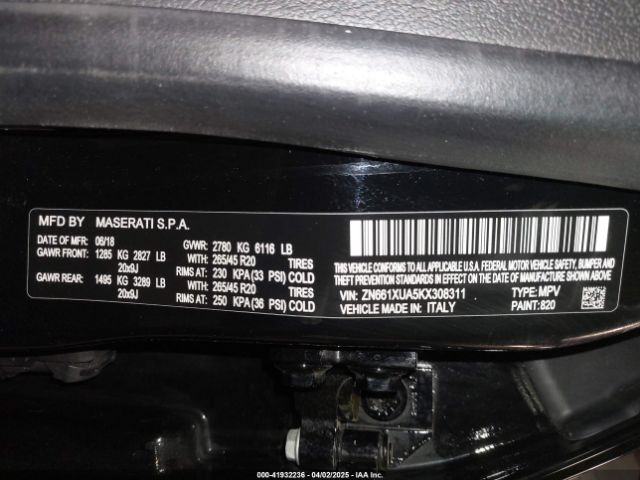 2019 MASERATI LEVANTE ZN661XUA5KX308311 Photo 8