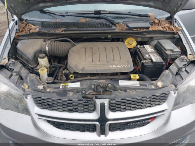 2C4RDGEG4ER177268 Dodge Grand Caravan R/t