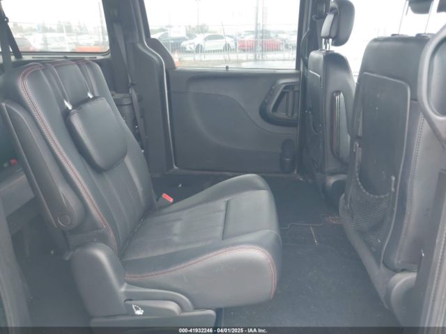 2C4RDGEG4ER177268 Dodge Grand Caravan R/t
