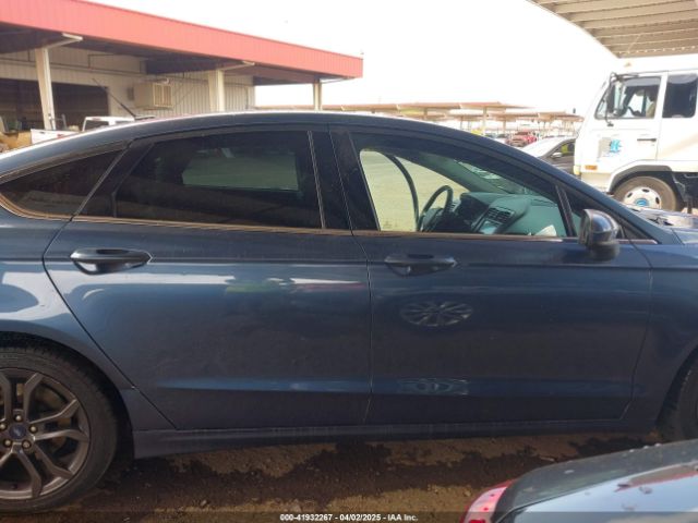 3FA6P0HD7JR232860 Ford FUSION SE