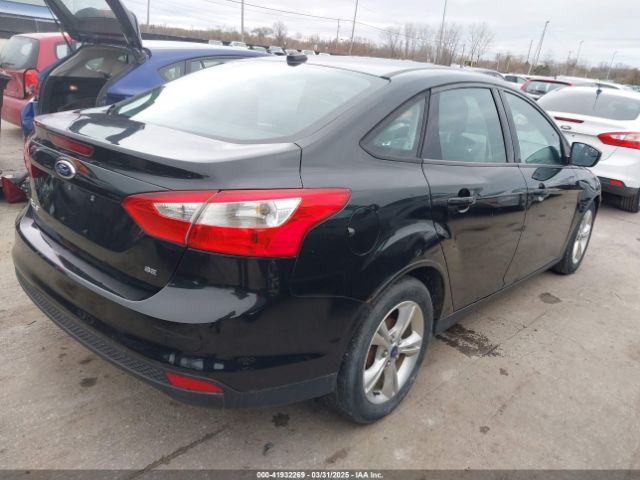 1FADP3F23EL358972 Ford FOCUS SE