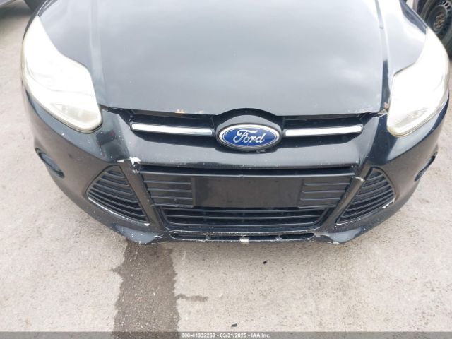 1FADP3F23EL358972 Ford FOCUS SE