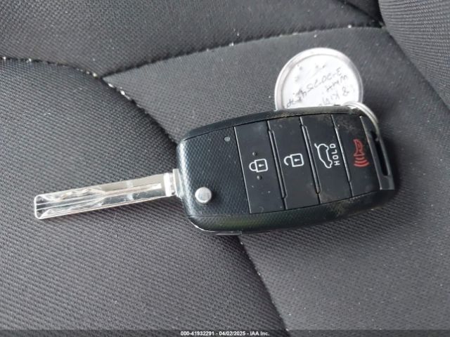 KNDJN2A29K7651896 KIA Soul