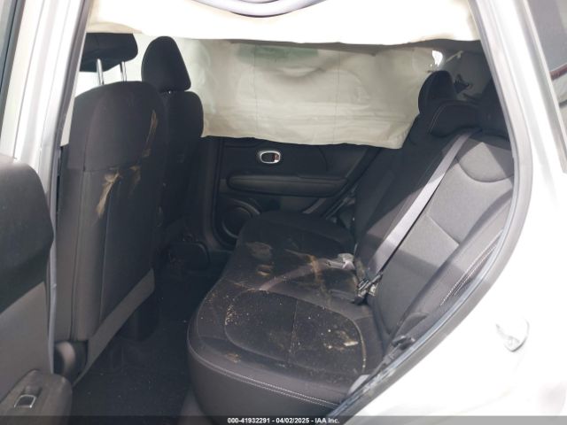 KNDJN2A29K7651896 KIA Soul