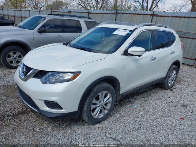 Nissan ROGUE SV 2015 5N1AT2MV2FC804820 Image 2