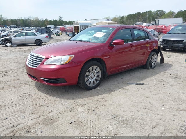 Chrysler 200 LX 2014 1C3CCBAB1EN209312 Image 2