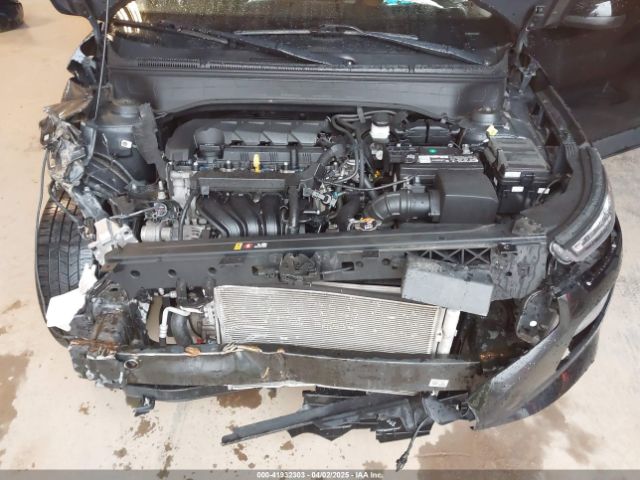 KMHRC8A35NU150896 Hyundai Venue Sel