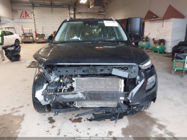 KMHRC8A35NU150896 Hyundai Venue Sel