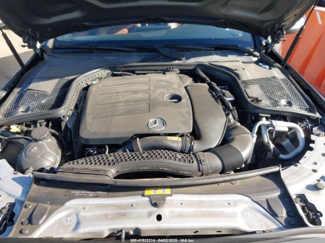 WDDWJ8DB8KF826229 Mercedes-Benz C 300
