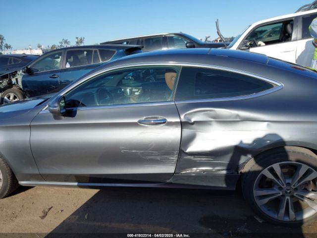 WDDWJ8DB8KF826229 Mercedes-Benz C 300