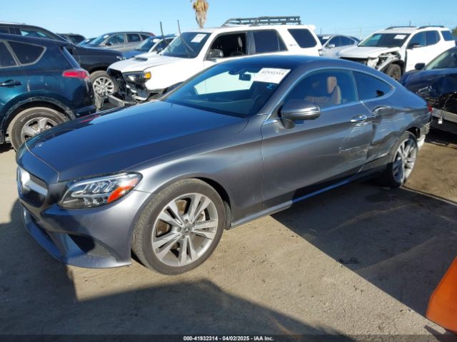 WDDWJ8DB8KF826229 Mercedes-Benz C 300
