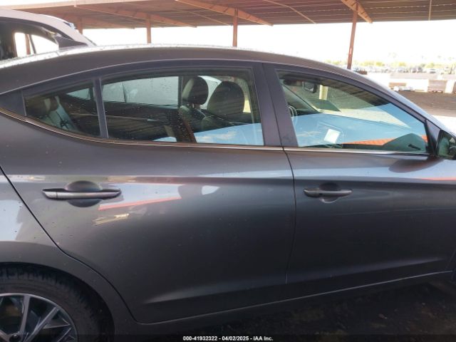 5NPD84LF3KH451351 Hyundai Elantra Limited