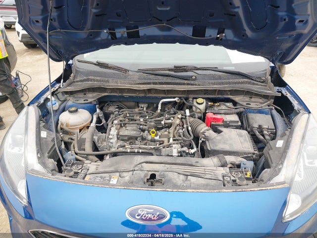 1FMCU9G65NUA63218 Ford ESCAPE SE