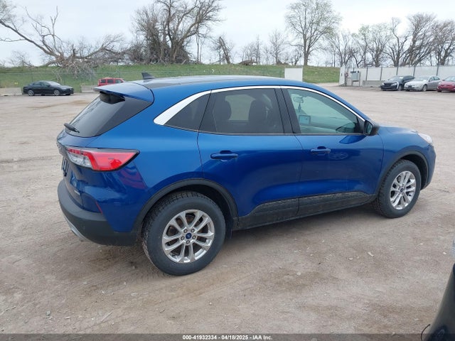 1FMCU9G65NUA63218 Ford ESCAPE SE