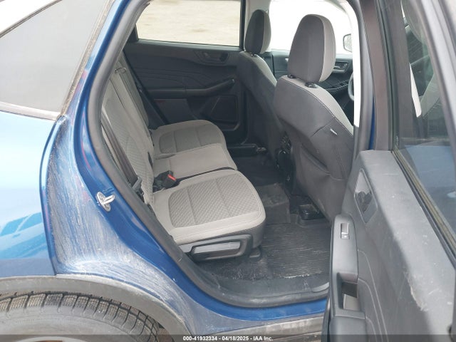 1FMCU9G65NUA63218 Ford ESCAPE SE