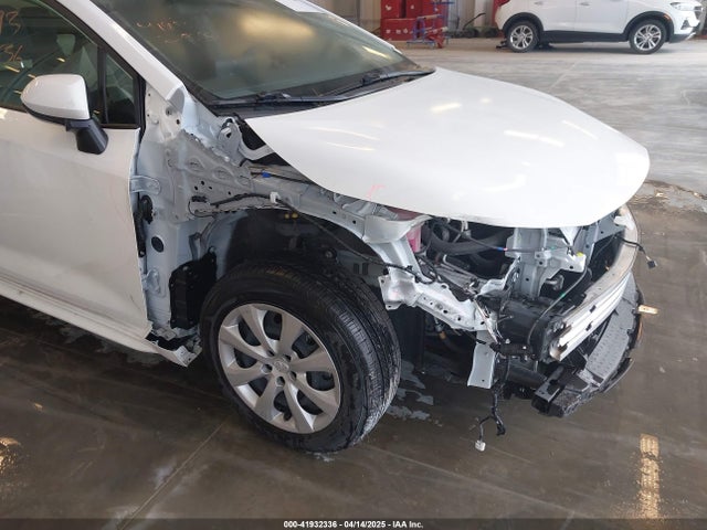 Toyota Corolla Hybrid Le 2024 JTDBCMFE4R3043391 Image 19