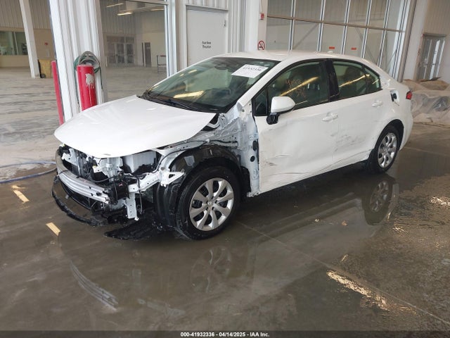 Toyota Corolla Hybrid Le 2024 JTDBCMFE4R3043391 Image 2