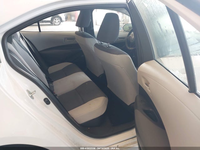 Toyota Corolla Hybrid Le 2024 JTDBCMFE4R3043391 Image 8