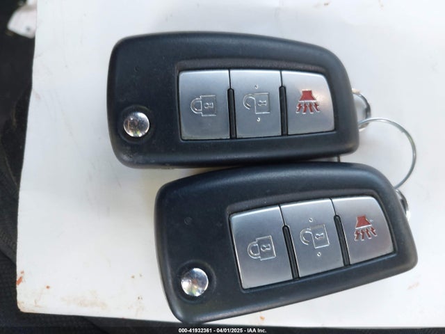 Nissan ROGUE S 2017 KNMAT2MV8HP595664 Image 11
